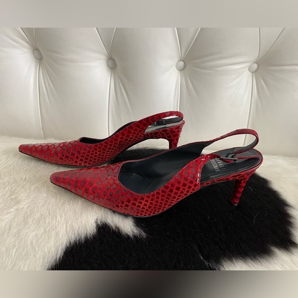Stuart Weitzman Red Snakeskin Slingback Heels - Picture 3 of 6